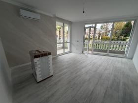 Plat Слънчев бряг te koop Bulgarije