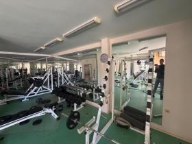 Коммерческие помещения, торговые площади Святой Влас Продаётся Болгария