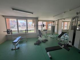 Коммерческие помещения, торговые площади Святой Влас Продаётся Болгария