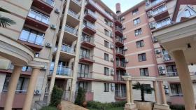 Leilighet Til salgs i Слънчев бряг-Burgas, Bulgaria