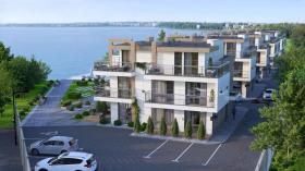 Apartment For Sale in Nesebŭr-Stariyat Nessebar, Bulgaria