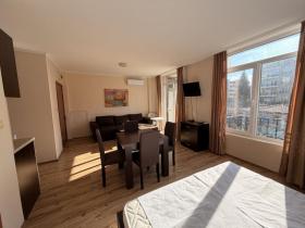 Apartamentos En venta en Солнечный берег-кв. Камелия, Bulgaria