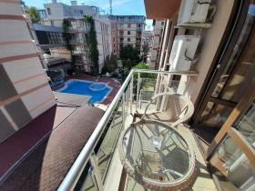 Płaski Na sprzedaż w Солнечный берег-кв. Камелия, Bułgaria