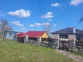 bungalow In vendita a Malina-Dobrich, Bulgaria