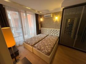 Plat Слънчев бряг te koop Bulgarije