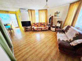 Apartment For Sale in Sunny Beach, Bulgaria