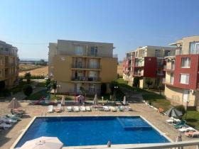 Terrace apartment For Sale in Nesebŭr-Stariyat Nessebar, Bulgaria