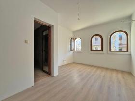 Apartment For Sale in Kozichino-Burgas, Bulgaria