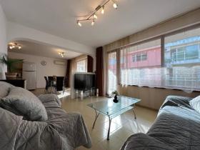 Floor Apartment For Sale in Pomorie-Burgas, Bulgaria Floor Apartment For Sale in Pomorie-Burgas, Bulgaria