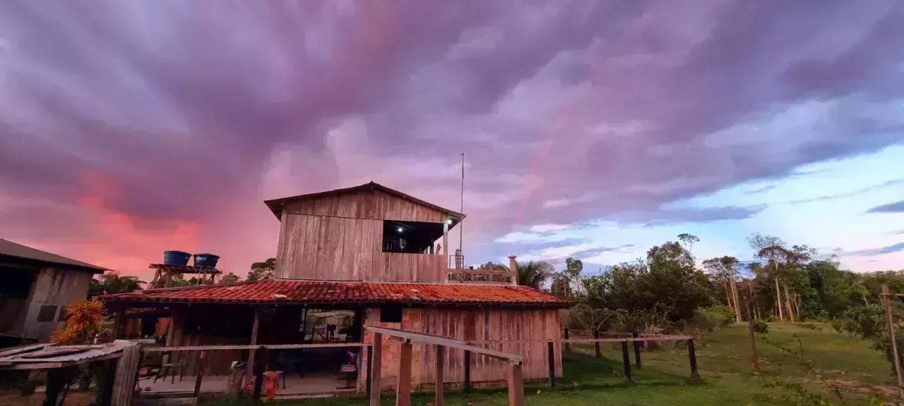 Presidente Figueiredo Farm