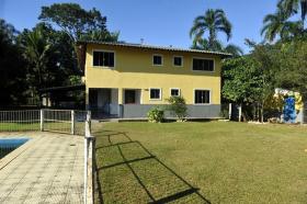 Propriedade à venda em Cachoeiras de Macacu, Brasil
