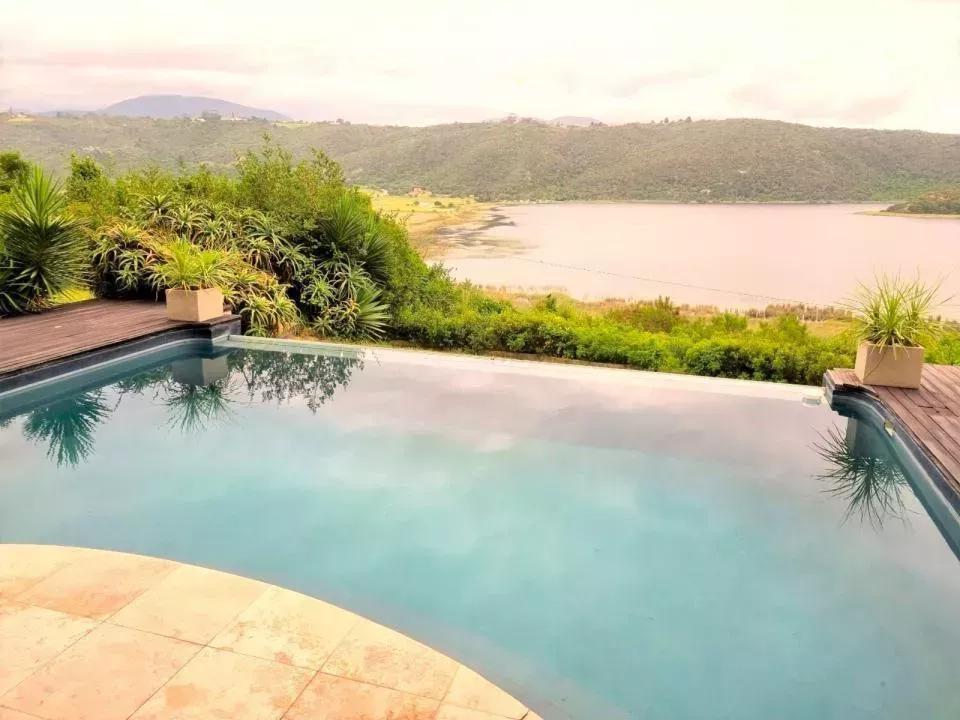 Südafrika Wilderness Villa Pool mit Seeblick