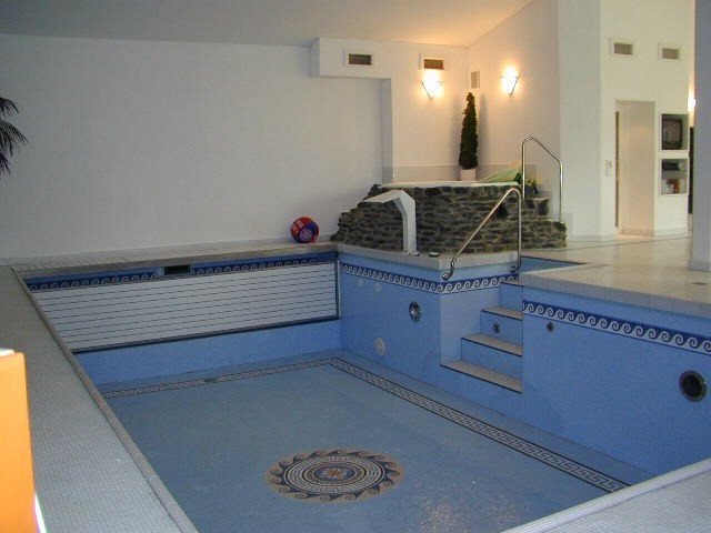 schwimmbad