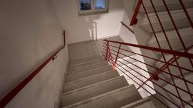 Vida asistida Dreilützow Venta Alemania | Treppe zum Kellergeschoss