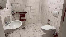 Vida asistida Dreilützow Venta Alemania | Bad (typisch) einer freien Wohnung