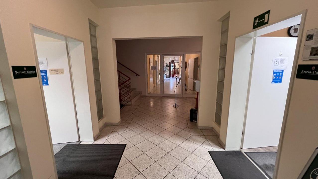 Senior WG Lehsen te koop Germany | Eingangsbereich Große Str.60