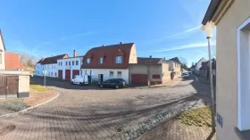 Zweifamilienhaus Giersleben zu kaufen Deutschland | Straßenansicht