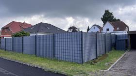 Sport-/Leisure εγκαταστάσεις Lübeck Προς πώληση Γερμανία | Sichtschutz von Seite Tannenstr.