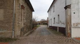 Terra/Silvicultura Fraßdorf Venda Alemanha | Durchfahrt zum Innenhof