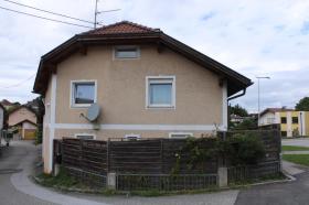 Enebolig Tvangsauksjon i Neukirchen bei Lambach, Austria