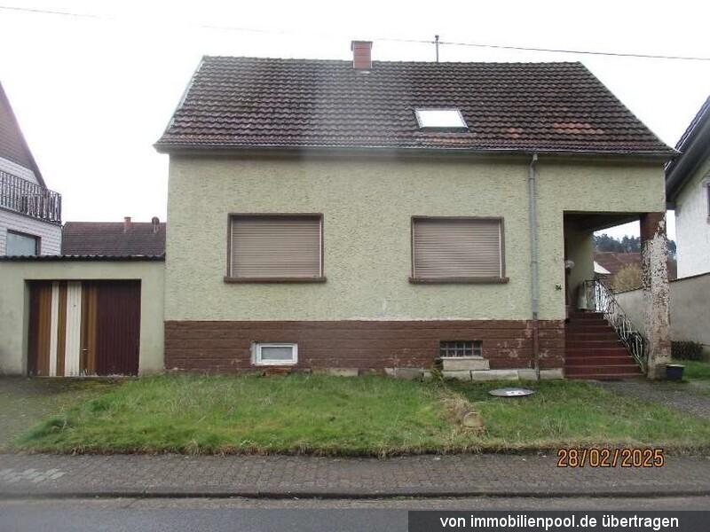 Detached house Foreclosures in Beckingen, Germany