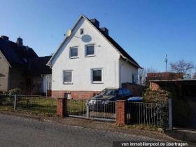 1 - Casa de dos familias Ejecuciones hipotecarias en Lüneburgo-Mittelfeld, Alemania