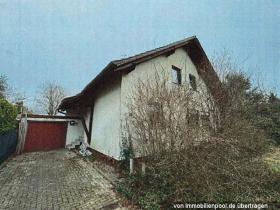 Odvojena kuća Ovrhe u Landkreis Bad Dürkheim-Landkreis Bad Dürkheim, Njemačka Odvojena kuća Ovrhe u Landkreis Bad Dürkheim-Landkreis Bad Dürkheim, Njemačka