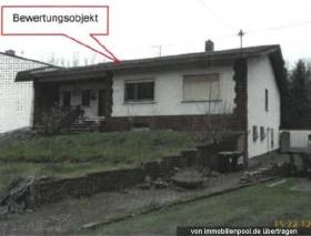 Detached house Foreclosure Auction in Nonnweiler-Kreis Sankt Wendel, Germany Detached house Foreclosure Auction in Nonnweiler-Kreis Sankt Wendel, Germany