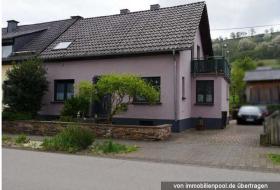 Mehrfamilienhaus Meerfeld Zwangsversteigerung Deutschland | 2