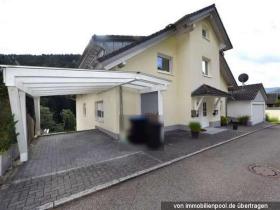 Casa bifamiliare Asta giudiziaria a Gutach im Breisgau-Emmendingen, Germania