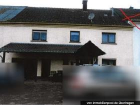 Két családi ház Rodenbach Végrehajtási árverés Németország | 2