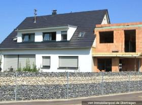 两户住宅 司法拍卖 于 布劳斯坦-阿尔布-多瑙-克雷斯, 德国