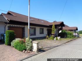 Detached house Foreclosure Auction in Asbach-Neuwied, Germany