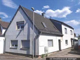 Detached house Foreclosure Auction in Schifferstadt-Rhein-Pfalz-Kreis, Germany